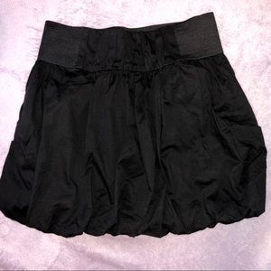 Poofy black skirt
